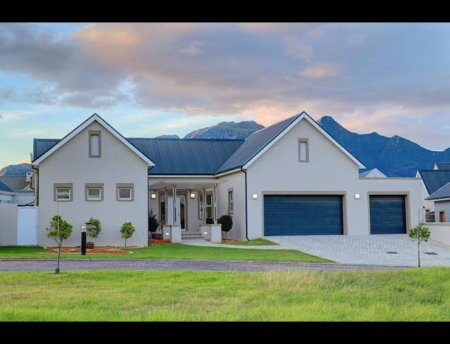 4 BEDROOM HOUSE FOR SALE IN KINGSWOOD GOLF ESTATE